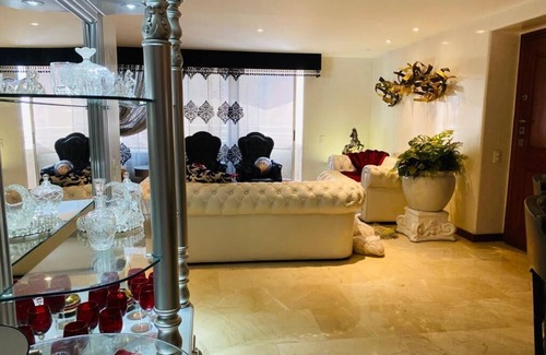 Laureles - Estadio House | Apartamento