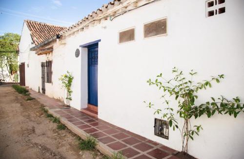 Santa Cruz de Mompox Apartment | Apartamento Colonial Puerta Azul