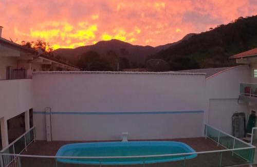 Maranduba Apartment | APARTAMENTO COM PISCINA E CHURRASQUEIRA