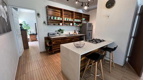 Manzanillo Apartment | Apartamento con alberca cerca de la playa