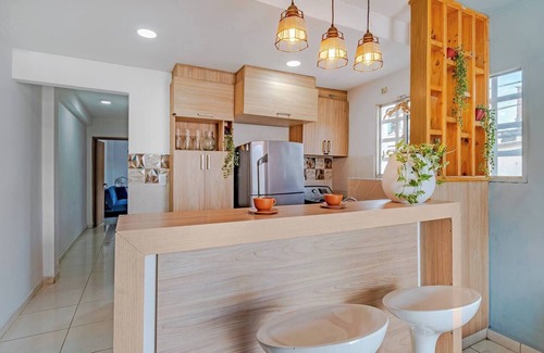 Acopi House | Apartamento con balcón y piscina en Cali