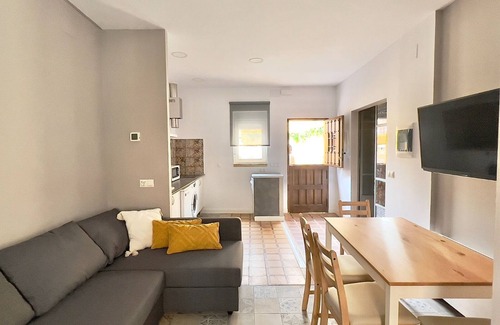 Astorga Apartment | Apartamento con dos Camas y Terraza Privada