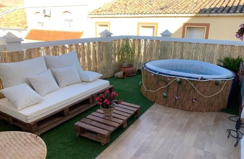 Pozo Alcon Apartment | Apartamento con Terraza y Jacuzzi