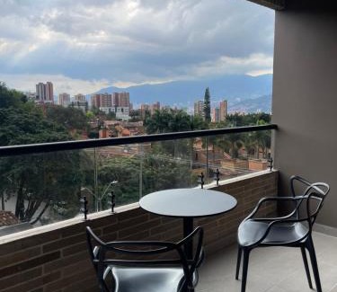 Los Naranjos Apartment | Apartamento con vista y aire acondicionado cerca a El Tesoro