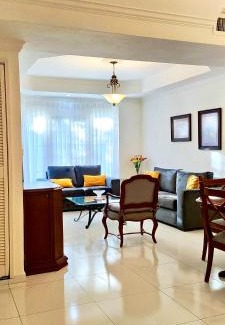 Santa Cruz Apartment | Apartamento con vistas a la piscina en Buganvillas