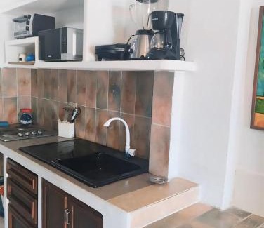 Tucacas Apartment | Apartamento Costa Brava Terraza Privada con Vista al Mar y Piscina
