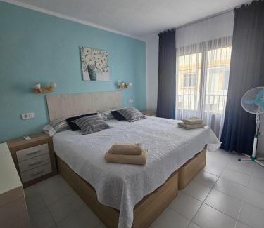 Puerto Rey Apartment | Apartamento Costa Azul VERA