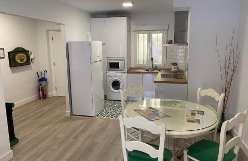 Plasencia Apartment | Apartamento Dacosta