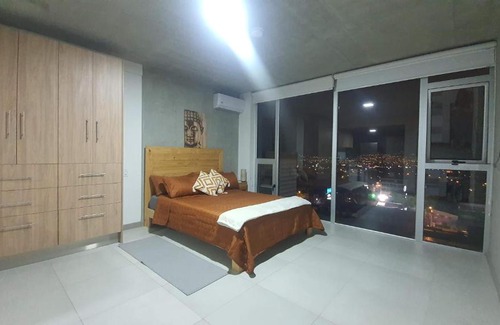 Curridabat Apartment | Apartamento de lujo en piso alto en el centro de la Ciudad de San José