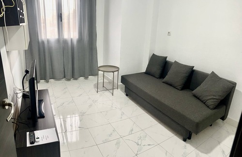 Bailen-Miraflores Condo | Apartamento Domingo