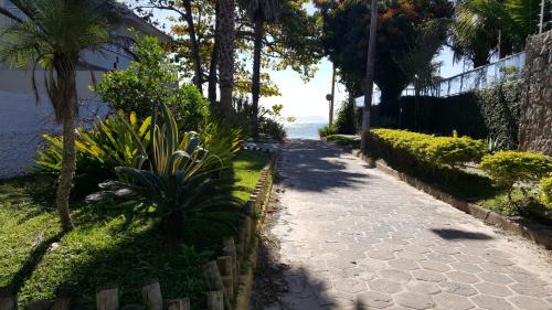 Cachoeira do Bom Jesus Apartment | Apartamento Duplex