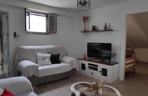 Tolox Apartment | Apartamento El Almencino