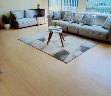 Quito Apartment | Apartamento El Eden cerca Embajada Americana y Solca