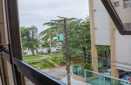 Itarare Apartment | Apartamento em Sao Vicente a Passos da Praia
