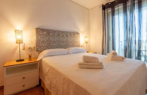 Los Arenales del Sol Apartment | Apartamento en Arenales con Piscina y Terraza Soleada