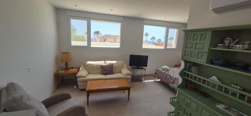 El Toyo Apartment | Apartamento en Costa de Almería, Costa Cabana con terraza, enfrente a Parque Natural Cabo de Gata