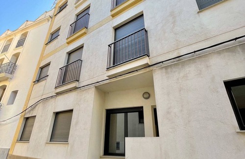Lucena del Cid Apartment | Apartamento en Lucena del Cid- Sótano A REF 049