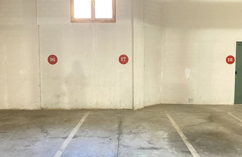 Biescas Apartment | Apartamento en la Montaña, Garaje, Piscina, Barbacoa, Pista de Tenis, Wifi