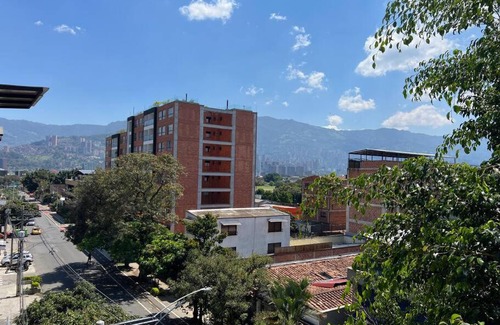 Laureles Apartment | Apartamento en Medellin