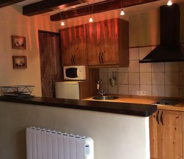 Planoles Apartment | Apartamento en Planoles con jardin