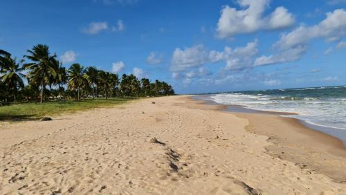 Centro Apartment | Apartamento espetacular na MELHOR praia da Bahia, GUARAJUBA é uma das únicas praias com selo azul do Brasil -Luxo, lazer, diversão e tranquilidade! Projetado para que você tenha a melhor experiência em hospedagem - Condominio tipo resort, o mais procurado