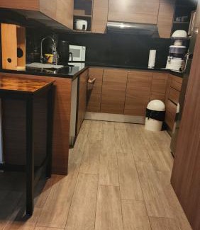 Zona 4 Apartment | Apartamento Granat, con parqueo en Cuatro grados norte