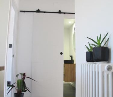 Barrio de Santiago Apartment | Apartamento grande en Huesca