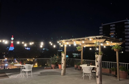 Zona 10 Apartment | Apartamentos Reforma The best kept secret ina Town. One bedroom Apartment