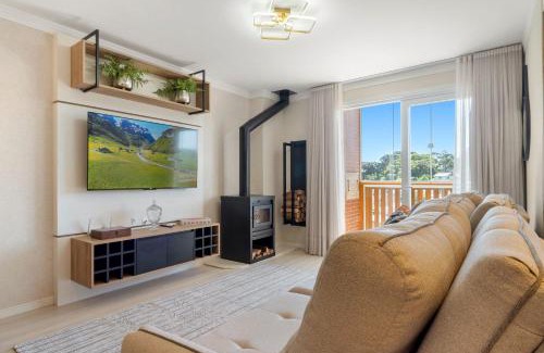 Canela Apartment | Apartamento HodsPrime com 2 Suítes by Achei