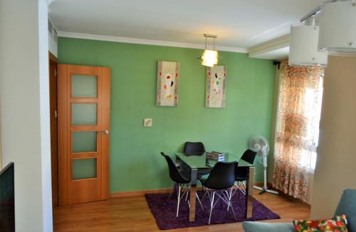 Bailen-Miraflores Apartment | APARTAMENTO HOSPITALES a 10 MINUTOS DEL CENTRO Y PLAYAS