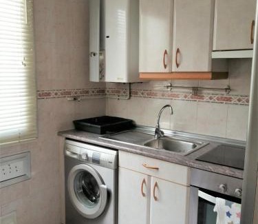 Barrio de San Lorenzo Apartment | APARTAMENTO HUESCA