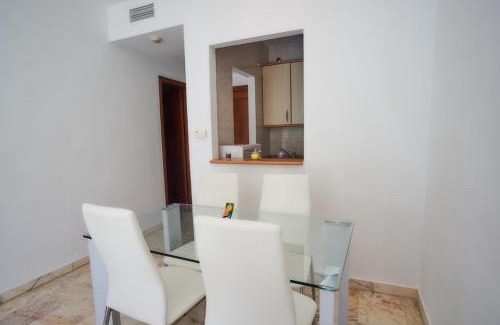 Parque Alcosa Apartment | Apartamento individual con piscina