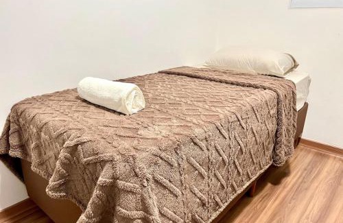 Vila Industrial Apartment | Apartamento Inteiro - 2 Quartos com AC - Wifi 1000mb - Piscina - 1 Vaga de Garagem - Elevador - Sacada Gourmet - Indicado para Grupos, Hospedes a Trabalho, Família e Pets