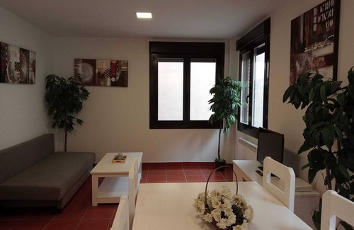 Najera Apartment | Apartamento Jade, en Nájera, La Rioja, con dos Dormitorios y dos Baños