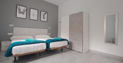 Jardin de la Abadia Apartment | Apartamento La Loperana