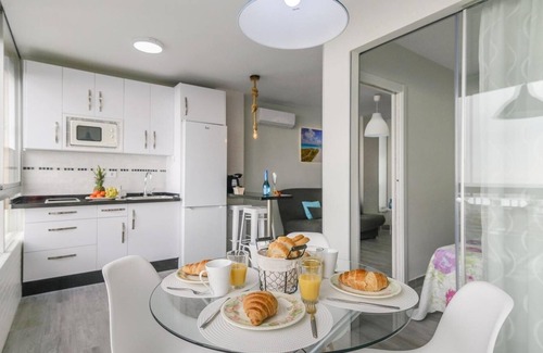 Mezquitilla Apartment | Apartamento Las Terrazas III Algarrobo by Ruralidays