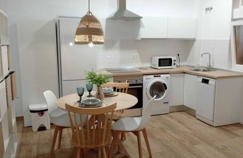 San Fernando Apartment | Apartamento Loft a 5 Minutos en Coche Playa Camposoto