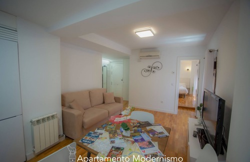 Old Town Apartment | Apartamento Modernismo