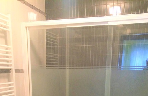 Arroyo de la Vega Apartment | APARTAMENTO MODERNO Y BIEN SITUADO PARA 6 PERSONAS