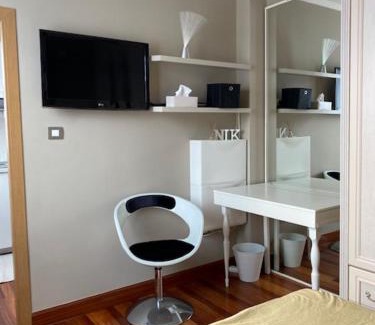 Erandio Apartment | APARTAMENTO NIK en casa chalet con parking y jardin