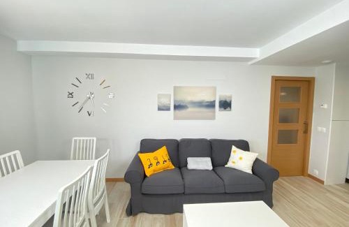 Marin Apartment | Apartamento nuevo, accesible y con piscina !