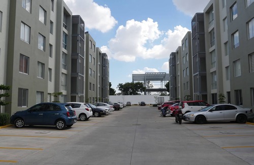 Guadalajara Municipality Apartment | Apartamento nuevo con WIFI,alberca,elevador,cerca Zoologico Guadalajara