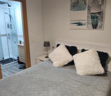 Las Lagunas Apartment | Apartamento nuevo con parking y piscina gratis