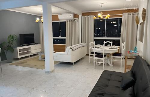 Porchat Island House | Apartamento Pedacinho do Céu: Ar, Internet, VISTA!