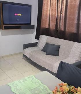 Ponte Nova Apartment | Apartamento Plantar e Cuidar
