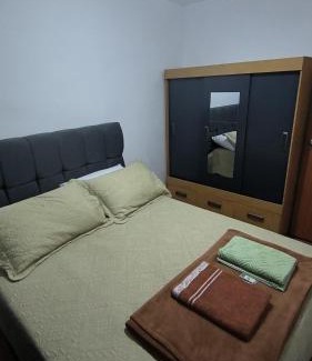 Ponte Nova Apartment | Apartamento Plantar e Cuidar