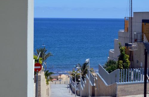 El Medano Apartment | APARTAMENTO PLAYA EL MEDANO con TERRAZAS, VISTAS, GARAJE Y TRASTERO, En La Gaviota, 36, ZONA WIND SURF