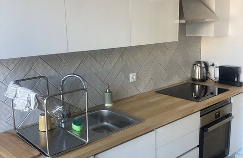 Costa de Caparica House | Apartamento com Terraço e 3 Quartos, 200 Metros da Praia