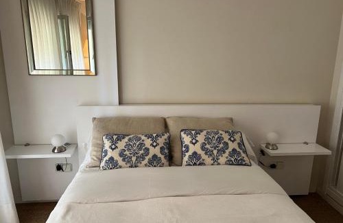 Sotogrande Apartment | Apartamento Puerto de Sotogrande con vistas al mar