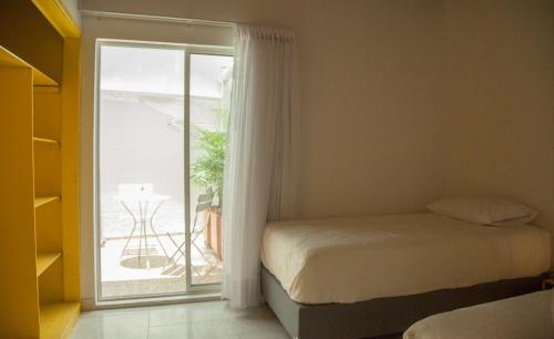 Retiro Apartment | Apartamento remodelado en el mejor sitio del centro de Medellín Home Aris 401